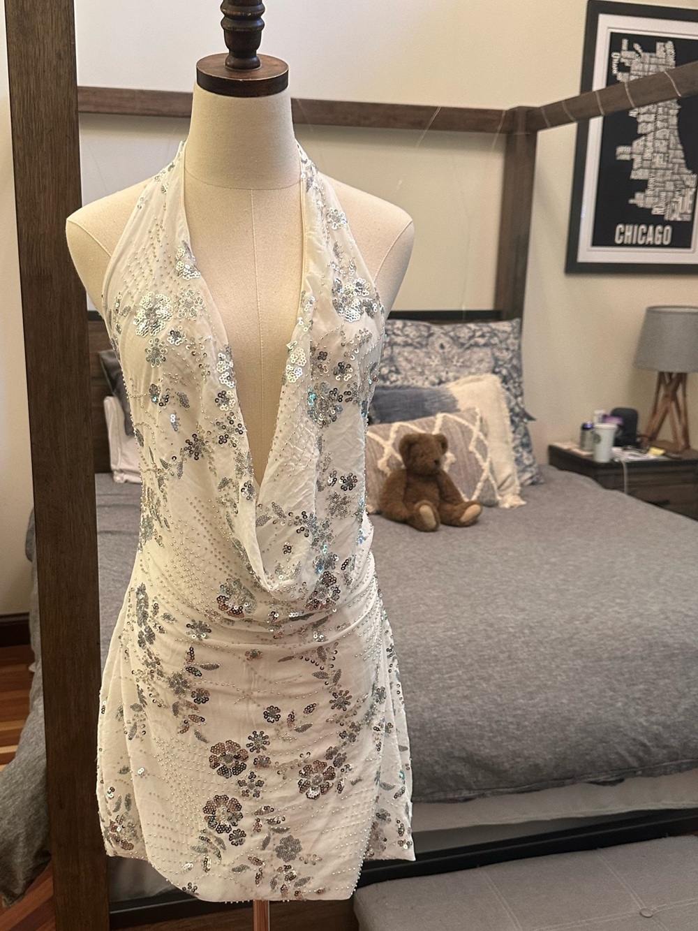 NWT! 🔥 Sparkly SEXY White Halter Mini Party Dress with Silver Sequins and Beads